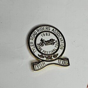 Vintage Tyler Road Riders Association Tyler Texas Rose Festival Tour 1983 Pin